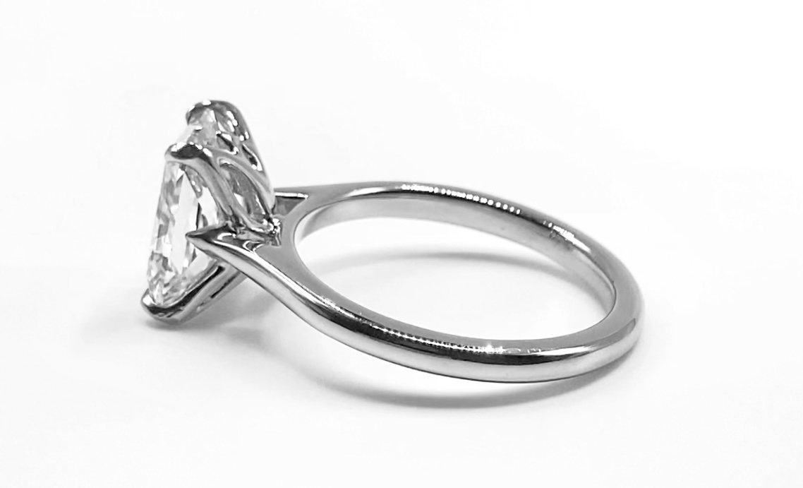 Floral Tulip engagement ring side