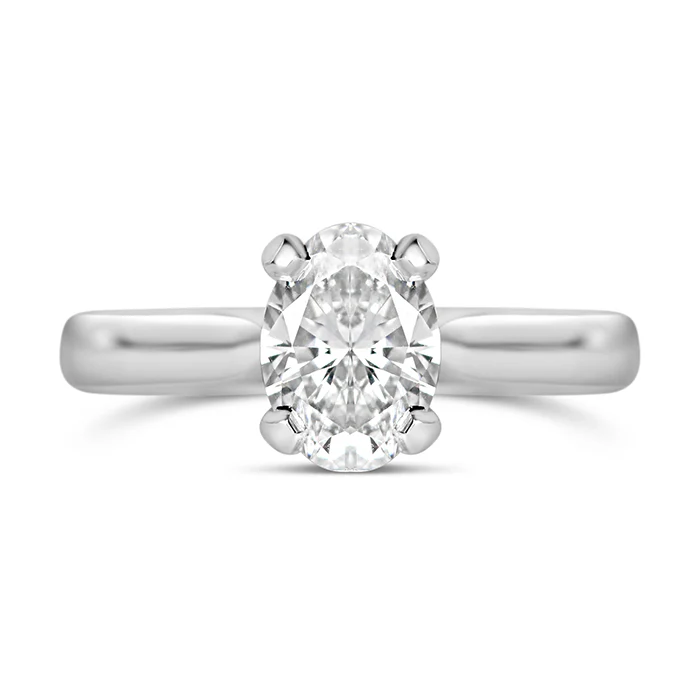 Elegant custom diamond ring with sparkling diamond
